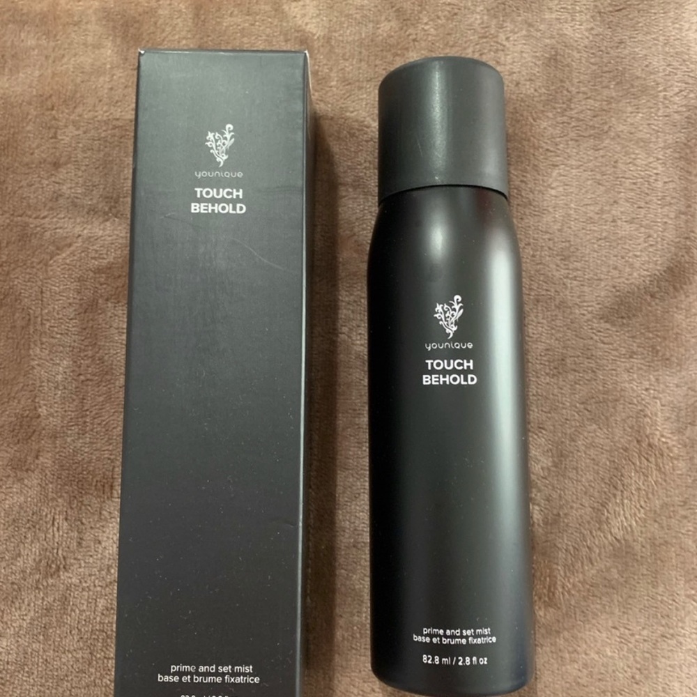 Younique prime and set spray new in box